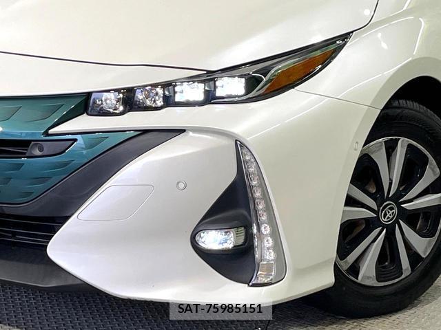 Toyota PRIUS PHV 2018-02 8008658-12