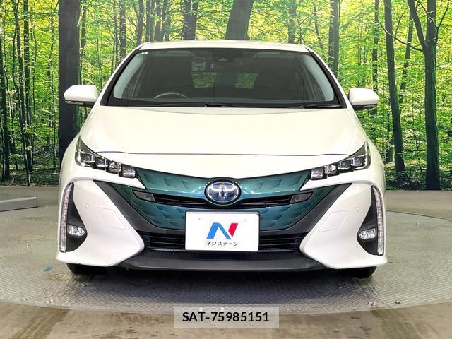Toyota PRIUS PHV 2018-02 8008658-13