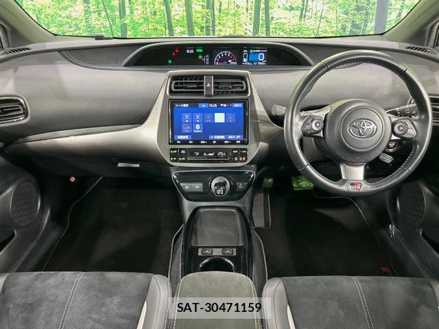 Toyota PRIUS PHV 2019-08 8011150-1
