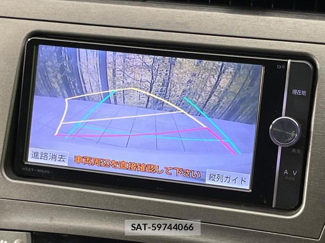 Toyota PRIUS 2015-11 8003134-3