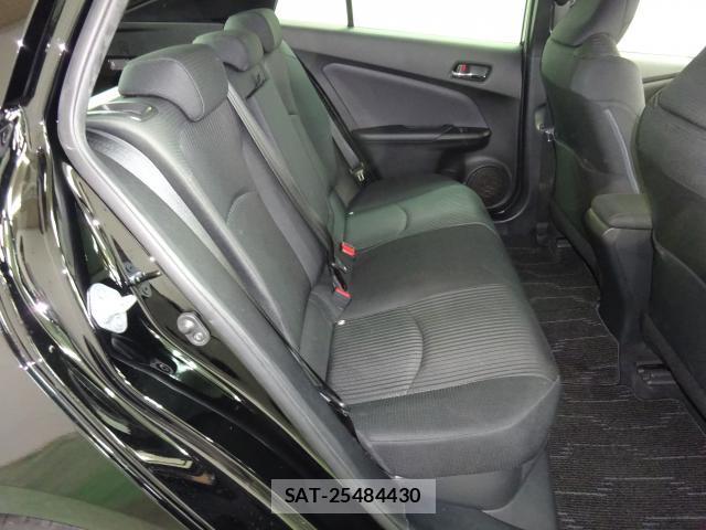 Toyota PRIUS 2019-06 8003241-6