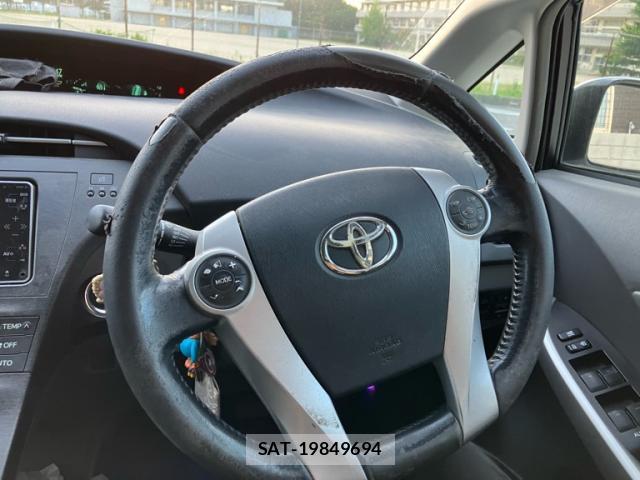 Toyota PRIUS 2009-11 8003773-11