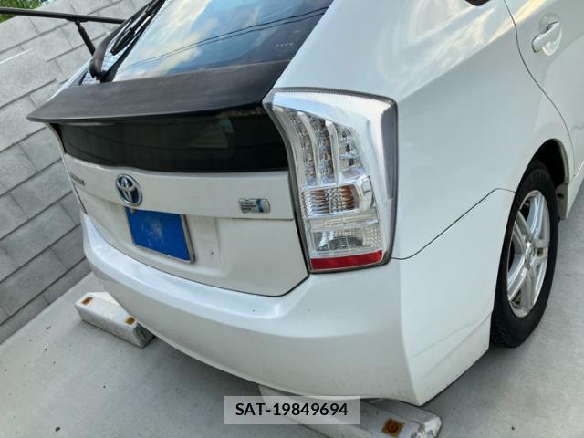 Toyota PRIUS 2009-11 8003773-13