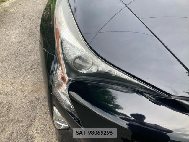 Toyota PRIUS 2016-08 8003775-13