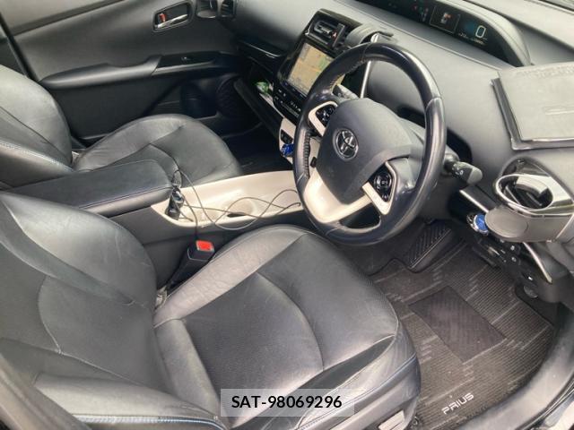 Toyota PRIUS 2016-08 8003775-16