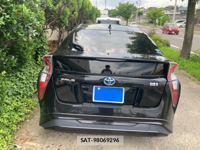 Toyota PRIUS 2016-08 8003775-5