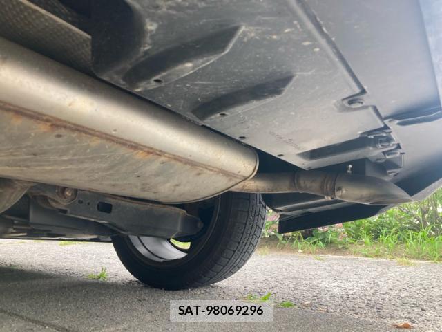 Toyota PRIUS 2016-08 8003775-9