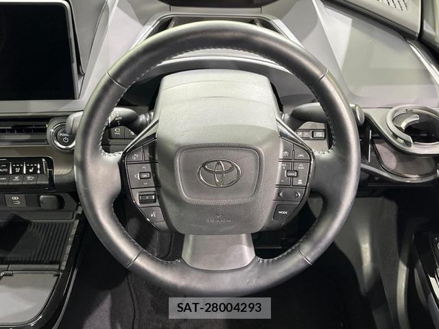 Toyota PRIUS 2023-01 7913351-10