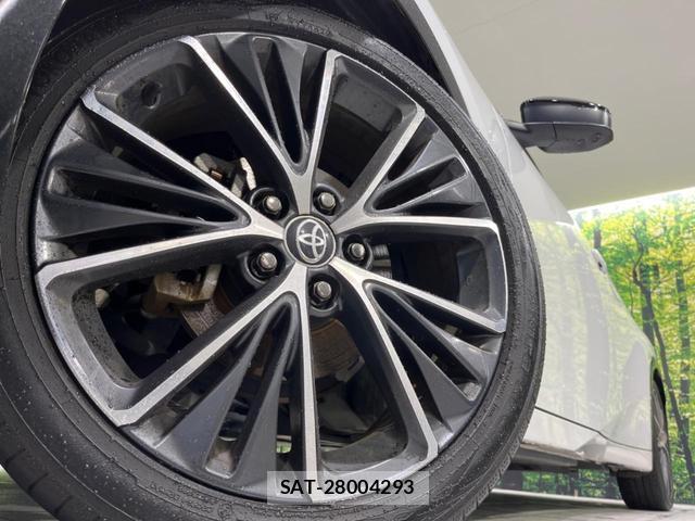 Toyota PRIUS 2023-01 7913351-12