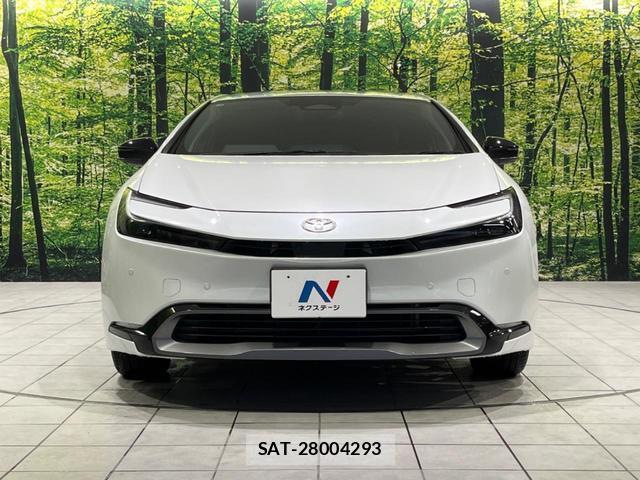 Toyota PRIUS 2023-01 7913351-13