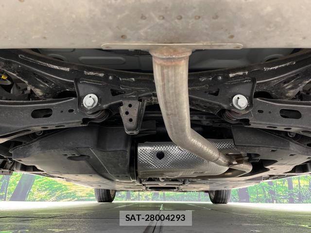 Toyota PRIUS 2023-01 7913351-18
