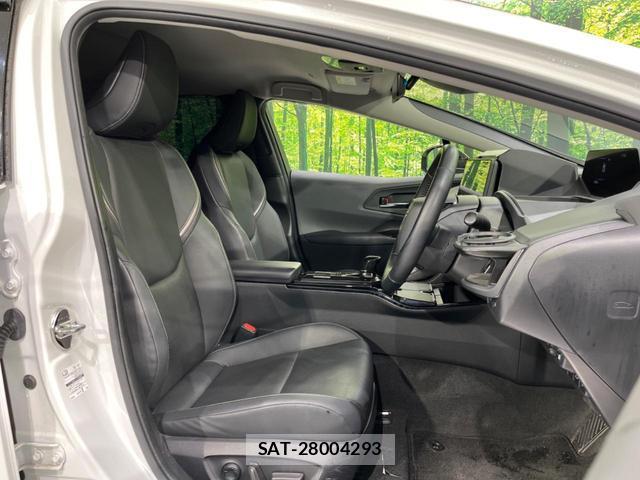 Toyota PRIUS 2023-01 7913351-7