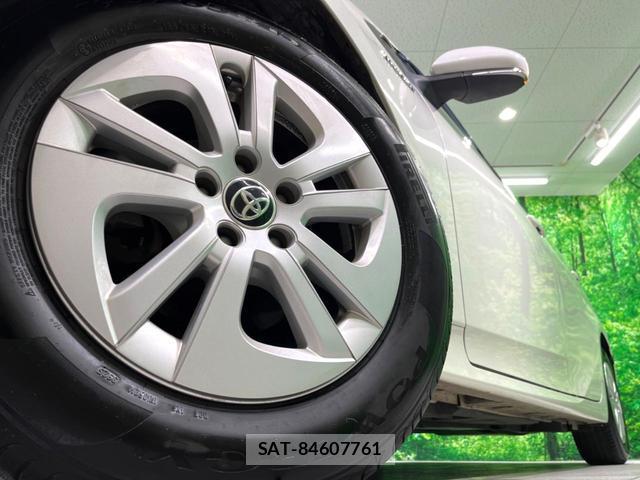 Toyota PRIUS 2016-11 8004805-12