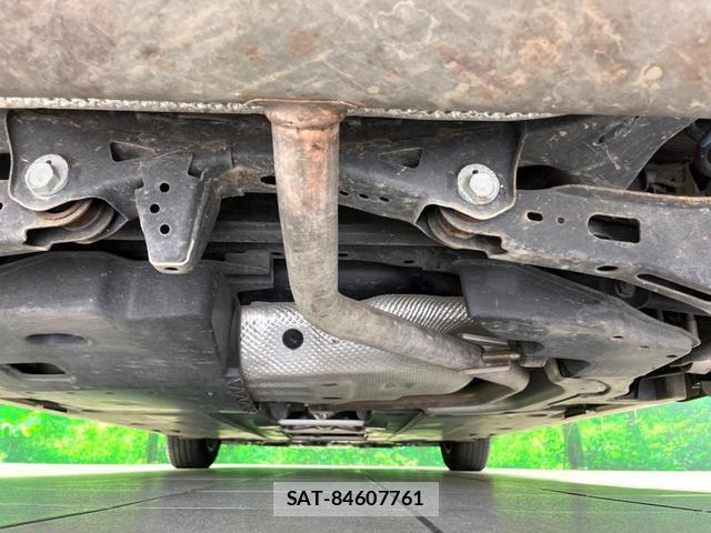 Toyota PRIUS 2016-11 8004805-18