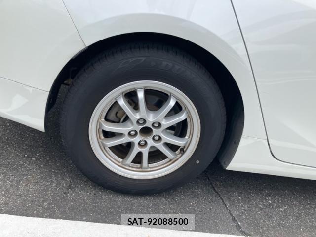 Toyota PRIUS 2015-12 8005194-3