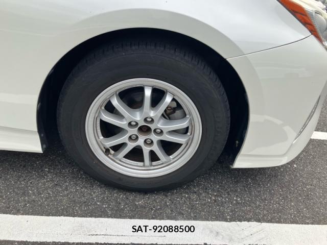 Toyota PRIUS 2015-12 8005194-4