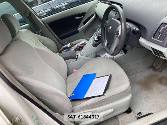 Toyota PRIUS 2009-11 8005208-15