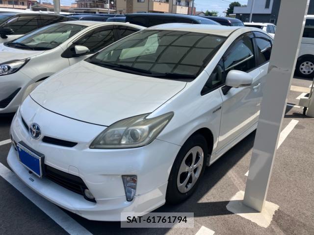 Toyota PRIUS 2013-06 8005217-0