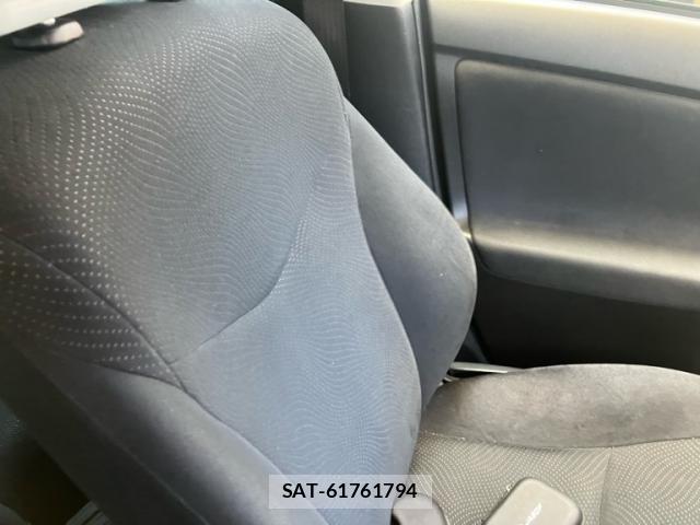 Toyota PRIUS 2013-06 8005217-19