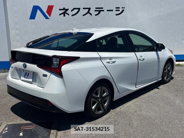 Toyota PRIUS 2021-07 8005291-17