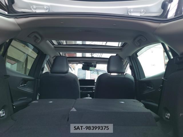 Toyota PRIUS 2023-07 8005429-12