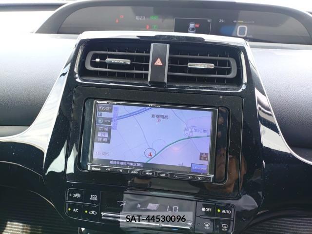 Toyota PRIUS 2019-06 8005599-10