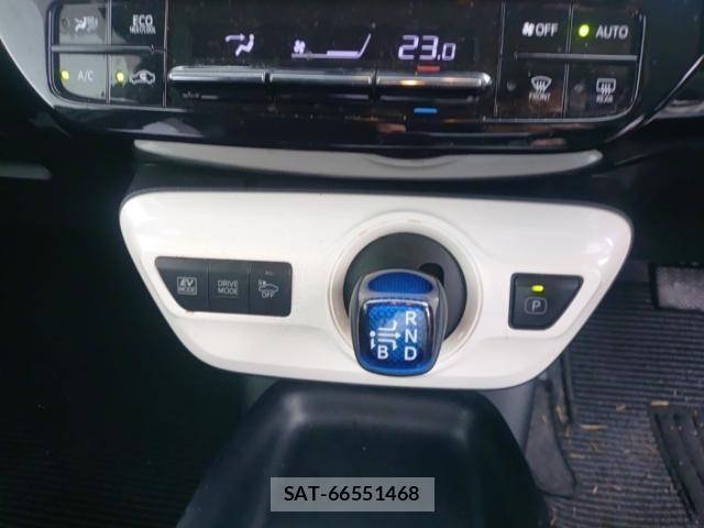 Toyota PRIUS 2018-03 8005606-11