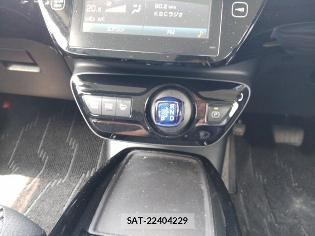 Toyota PRIUS 2019-07 8005608-11