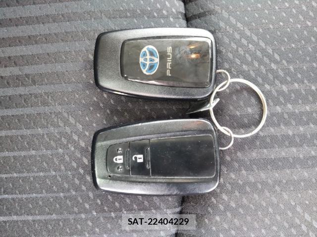 Toyota PRIUS 2019-07 8005608-14