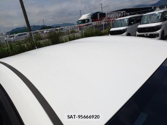 Toyota PRIUS 2011-07 8005677-6
