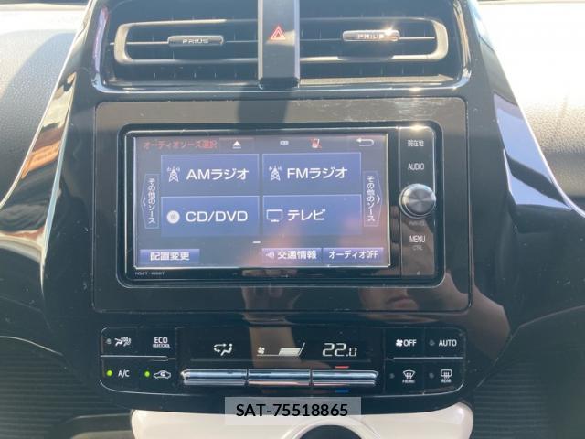 Toyota PRIUS 2018-01 8005697-11