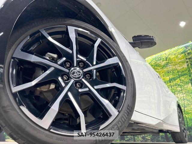 Toyota PRIUS 2023-08 8006006-12
