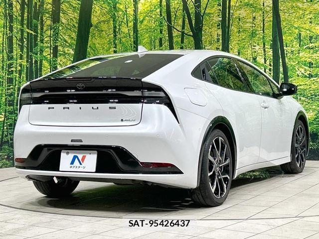 Toyota PRIUS 2023-08 8006006-16
