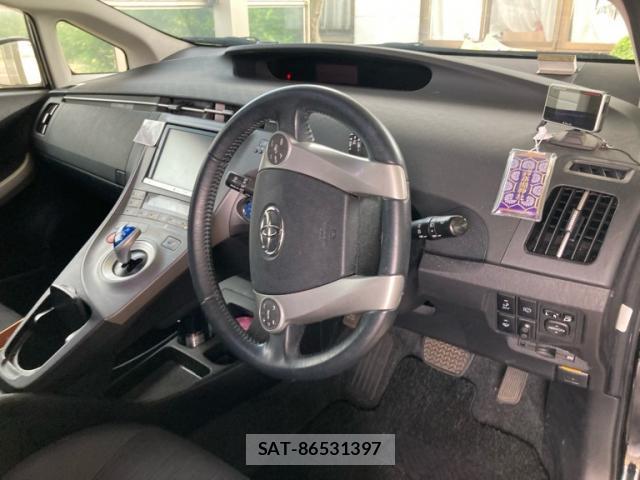 Toyota PRIUS 2012-07 8006129-7