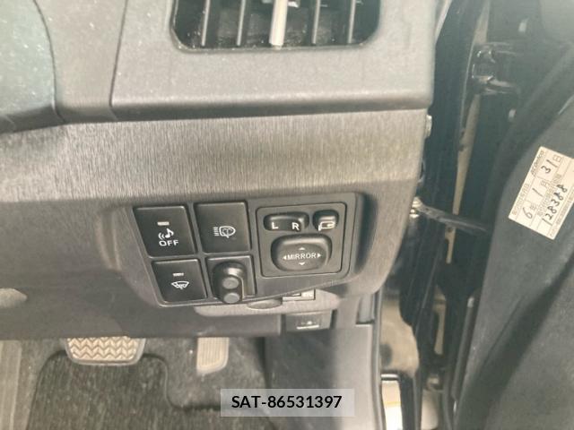 Toyota PRIUS 2012-07 8006129-9