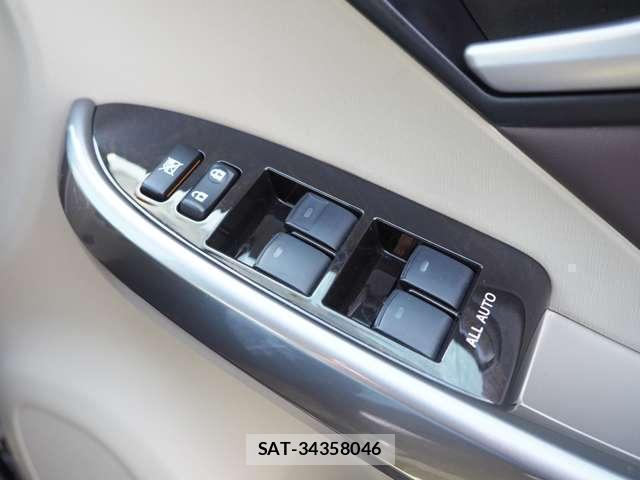 Toyota PRIUS 2013-10 8006427-17