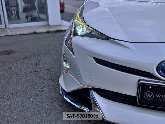 Toyota PRIUS 2016-01 8006694-15