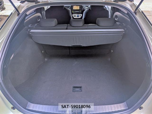 Toyota PRIUS 2016-01 8006694-4