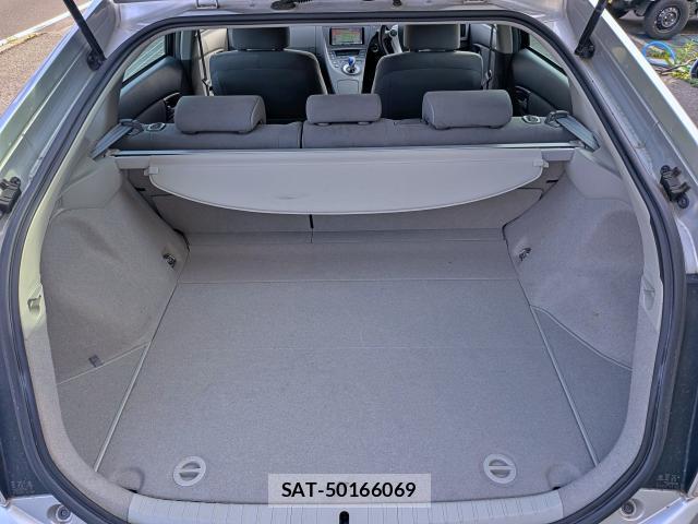 Toyota PRIUS 2010-01 8006695-4