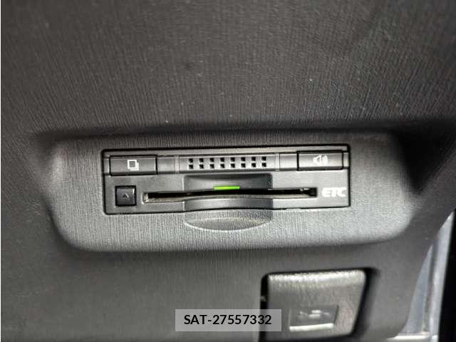 Toyota PRIUS 2013-10 8007959-17