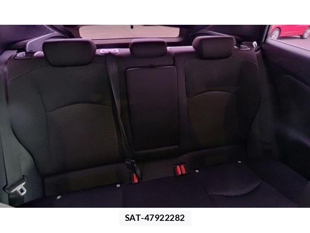 Toyota PRIUS 2019-01 8008355-5
