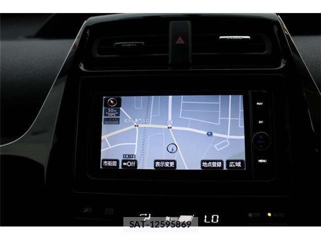 Toyota PRIUS 2016-05 8008641-1