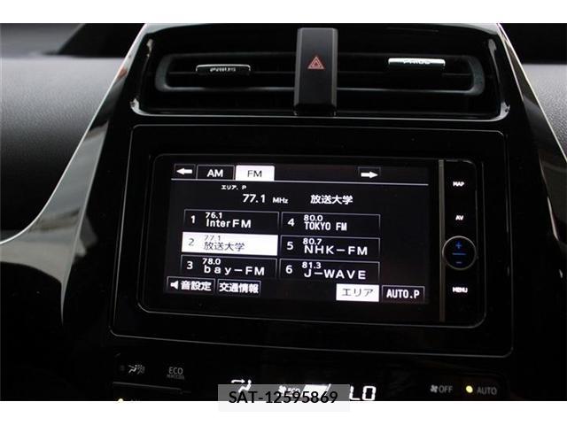 Toyota PRIUS 2016-05 8008641-2
