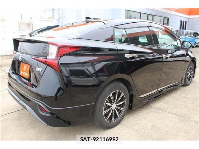 Toyota PRIUS 2020-03 8008639-12