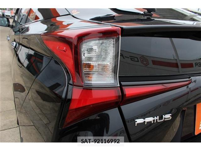 Toyota PRIUS 2020-03 8008639-19