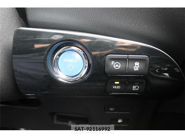 Toyota PRIUS 2020-03 8008639-3