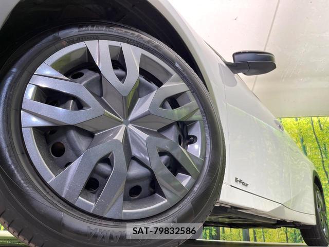 Toyota PRIUS 2024-04 8008711-12