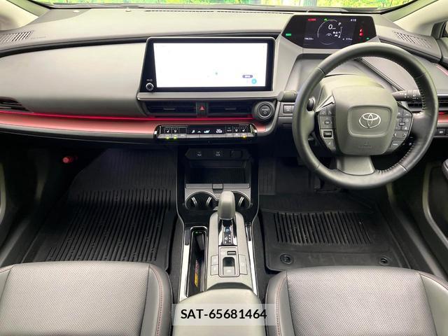 Toyota PRIUS 2023-07 8008713-1