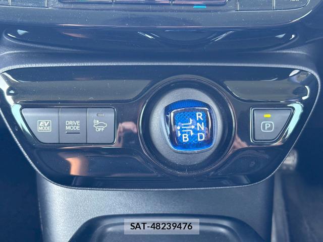 Toyota PRIUS 2019-01 8008805-12