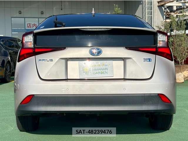 Toyota PRIUS 2019-01 8008805-16